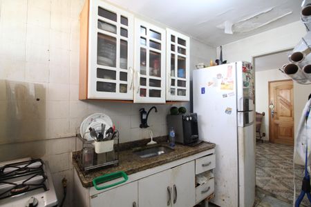 Apartamento à venda com 130m², 2 quartos e 2 vagasCozinha