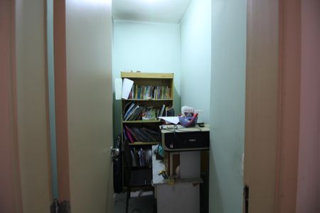 Apartamento à venda com 130m², 2 quartos e 2 vagasEscritório