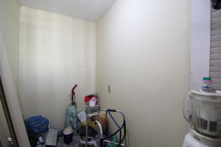 Apartamento à venda com 130m², 2 quartos e 2 vagasQuarto de Serviço