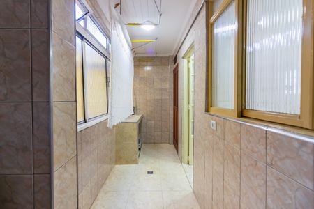 Apartamento à venda com 118m², 3 quartos e 2 vagas Apartamento à venda com 118m², 3 quartos e 2 vagasÁrea de Serviço