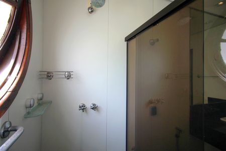 Casa à venda com 4500m², 5 quartos e 4 vagasBanheiro 1