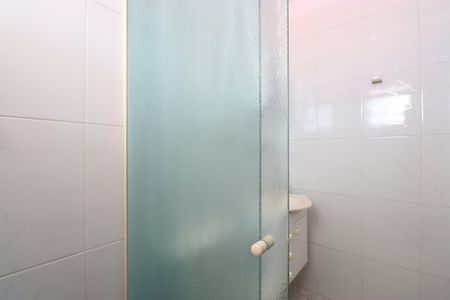 Casa à venda com 100m², 6 quartos e 3 vagasBanheiro da Suíte 4