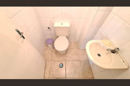 Casa à venda com 100m², 6 quartos e 3 vagasBanheiro de serviço