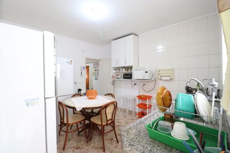 Casa à venda com 100m², 6 quartos e 3 vagasCozinha