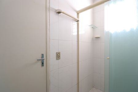 Casa à venda com 100m², 6 quartos e 3 vagasBanheiro da Suíte 4