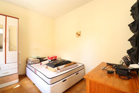 Casa à venda com 100m², 6 quartos e 3 vagasQuarto 2