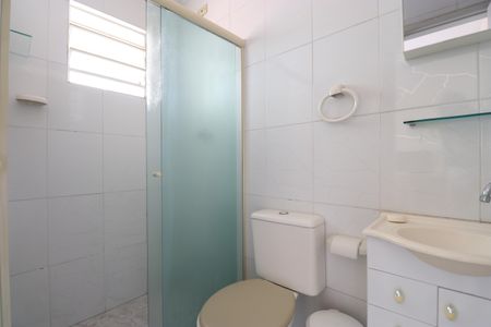 Casa à venda com 100m², 6 quartos e 3 vagasBanheiro da Suíte 4