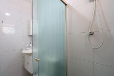 Casa à venda com 100m², 6 quartos e 3 vagasBanheiro da Suíte 3
