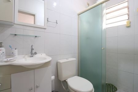 Casa à venda com 100m², 6 quartos e 3 vagasBanheiro da Suíte 3