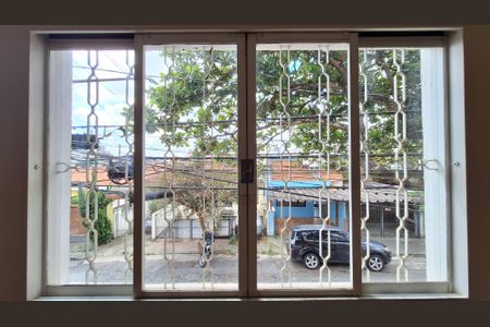 Casa à venda com 100m², 6 quartos e 3 vagasVista