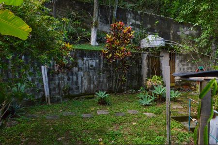 Casa de condomínio à venda com 200m², 3 quartos e 3 vagas Casa de condomínio à venda com 200m², 3 quartos e 3 vagasPomar