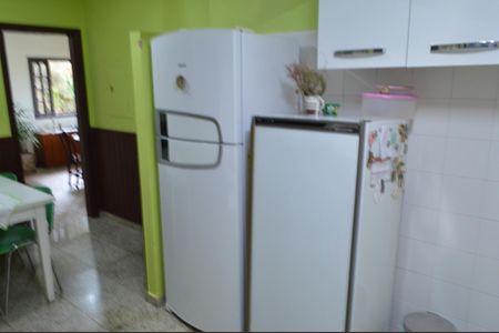 Casa de condomínio à venda com 200m², 3 quartos e 3 vagas Casa de condomínio à venda com 200m², 3 quartos e 3 vagasCozinha