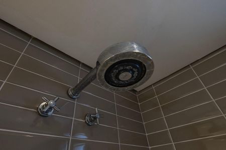 Apartamento à venda com 85m², 2 quartos e 2 vagasSuíte - Banheiro