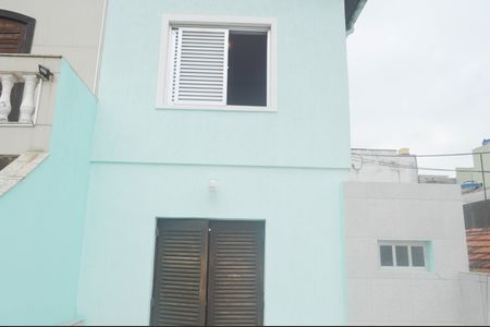 Casa à venda com 221m², 3 quartos e 2 vagas Casa à venda com 221m², 3 quartos e 2 vagasVaranda