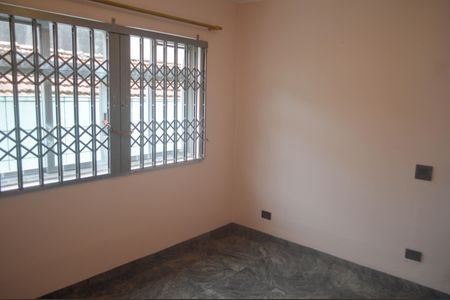 Casa à venda com 221m², 3 quartos e 2 vagas Casa à venda com 221m², 3 quartos e 2 vagasSala de Jantar