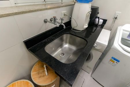 Casa à venda com 90m², 2 quartos e 2 vagasDetalhe da area de serviço