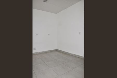 Casa à venda com 1000m², 8 quartos e 6 vagas Casa à venda com 1000m², 8 quartos e 6 vagasQuarto 2