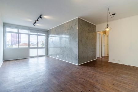 Apartamento à venda com 92m², 3 quartos e 1 vaga Apartamento à venda com 92m², 3 quartos e 1 vagaSala