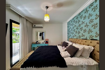 Apartamento à venda com 170m², 4 quartos e 3 vagas Apartamento à venda com 170m², 4 quartos e 3 vagasSuíte 1