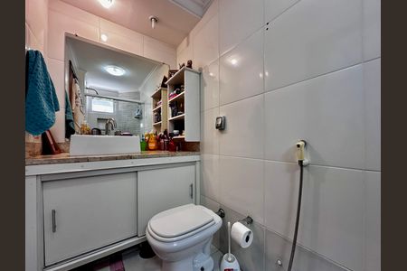 Apartamento à venda com 170m², 4 quartos e 3 vagas Apartamento à venda com 170m², 4 quartos e 3 vagasBanheiro Suíte 2