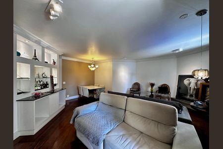 Apartamento à venda com 170m², 4 quartos e 3 vagas Apartamento à venda com 170m², 4 quartos e 3 vagasSala