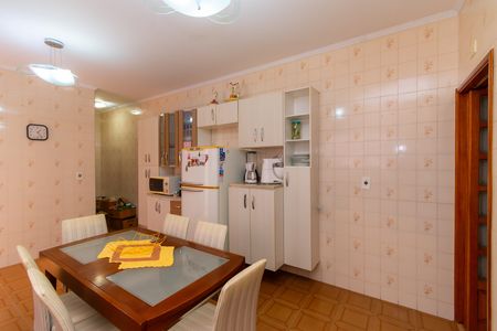 Casa para alugar com 97m², 1 quarto e 2 vagasCozinha