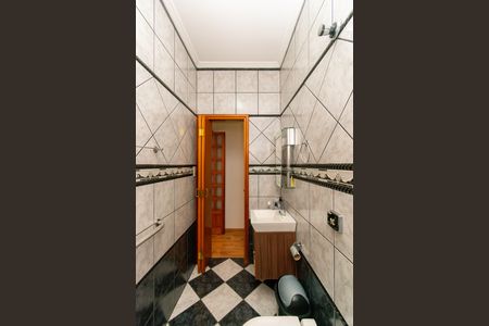 Casa para alugar com 97m², 1 quarto e 2 vagasBanheiro