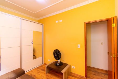 Casa para alugar com 97m², 1 quarto e 2 vagasQuarto