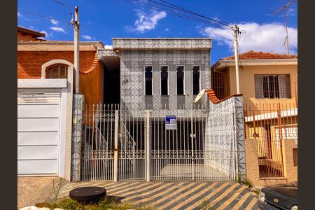 Casa para alugar com 97m², 1 quarto e 2 vagasFachada