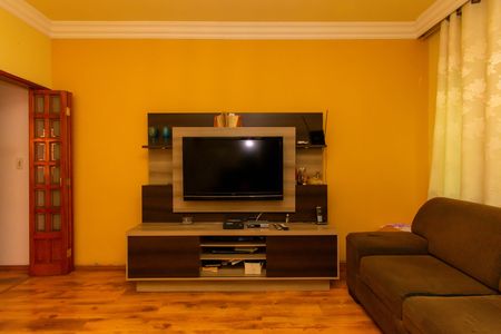 Casa para alugar com 97m², 1 quarto e 2 vagasSala