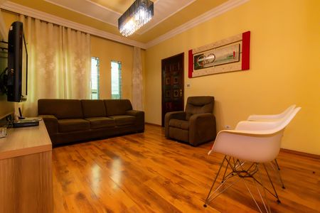 Casa para alugar com 97m², 1 quarto e 2 vagasSala
