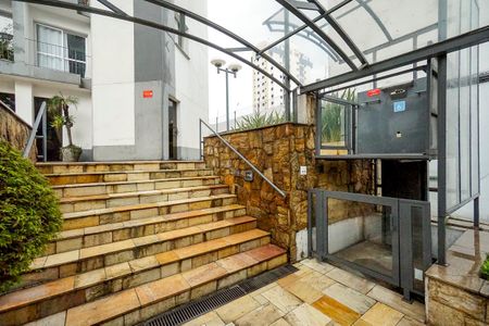 Apartamento à venda com 75m², 3 quartos e 1 vagaEntrada