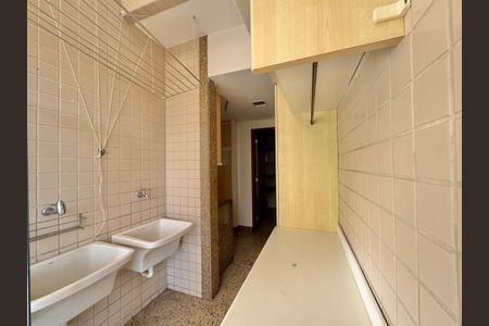 Apartamento para alugar com 270m², 3 quartos e 3 vagasÁrea de Serviço