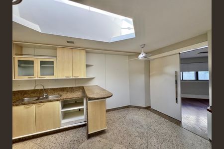 Apartamento para alugar com 270m², 3 quartos e 3 vagasCozinha