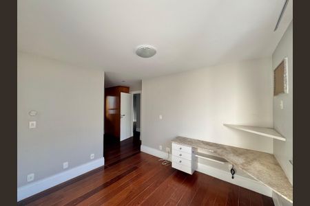 Apartamento para alugar com 270m², 3 quartos e 3 vagasSuíte 1