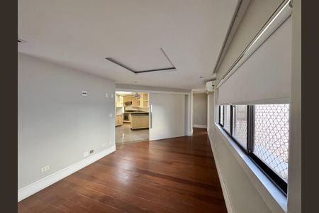 Apartamento para alugar com 270m², 3 quartos e 3 vagasSala