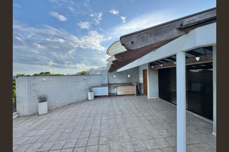 Apartamento para alugar com 270m², 3 quartos e 3 vagasVaranda / Terraço