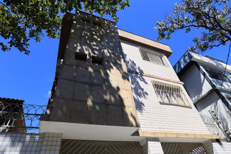 Apartamento à venda com 230m², 5 quartos e 2 vagasFachada