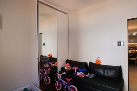 Apartamento à venda com 230m², 5 quartos e 2 vagasQuarto 3