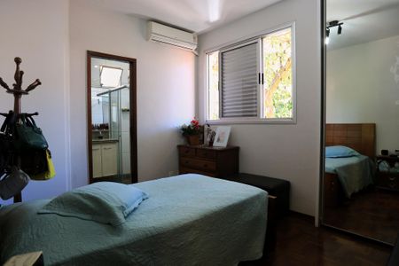 Apartamento à venda com 230m², 5 quartos e 2 vagasSuíte