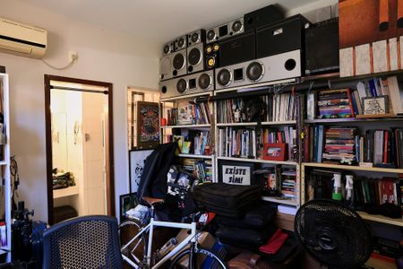 Apartamento à venda com 230m², 5 quartos e 2 vagasSuíte 2