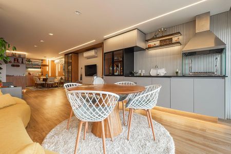 Apartamento à venda com 122m², 3 quartos e 2 vagasSala/Cozinha