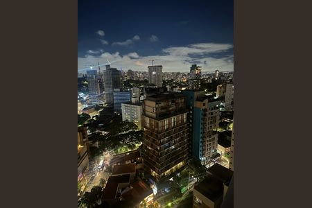 Apartamento à venda com 122m², 3 quartos e 2 vagasVista da sacada 