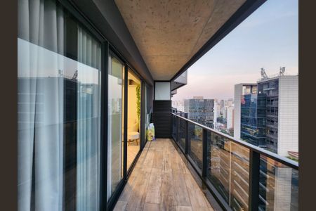 Apartamento para alugar com 44m², 1 quarto e 1 vaga Apartamento para alugar com 44m², 1 quarto e 1 vagaVaranda