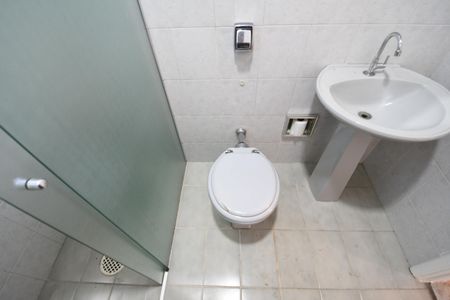 Casa à venda com 164m², 3 quartos e 2 vagasBanheiro da Suíte