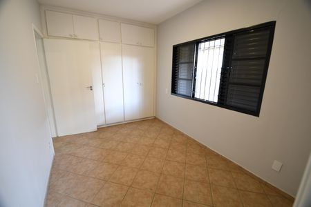 Casa à venda com 164m², 3 quartos e 2 vagasSuíte