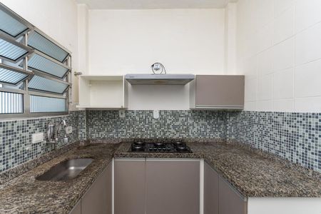 Cozinha de apartamento à venda com 1 quarto, 30m² em Vila Romana, São Paulo