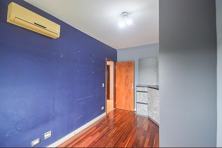 Apartamento à venda com 106m², 3 quartos e 2 vagas Apartamento à venda com 106m², 3 quartos e 2 vagasQuarto 1