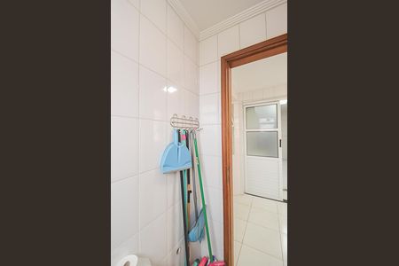 Apartamento à venda com 106m², 3 quartos e 2 vagas Apartamento à venda com 106m², 3 quartos e 2 vagasBanheiro de serviço