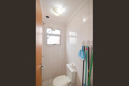 Apartamento à venda com 106m², 3 quartos e 2 vagas Apartamento à venda com 106m², 3 quartos e 2 vagasBanheiro de serviço